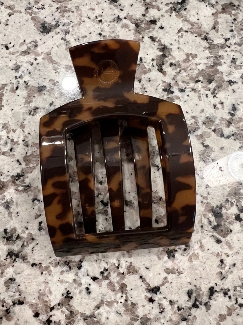 Teleties Large Tortoiseshell Hair Claw Clip